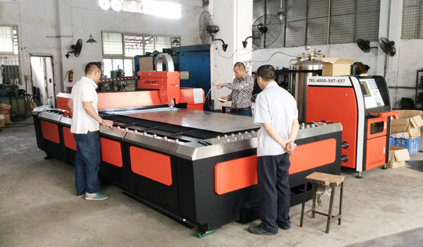 Laser cutting machine workshop